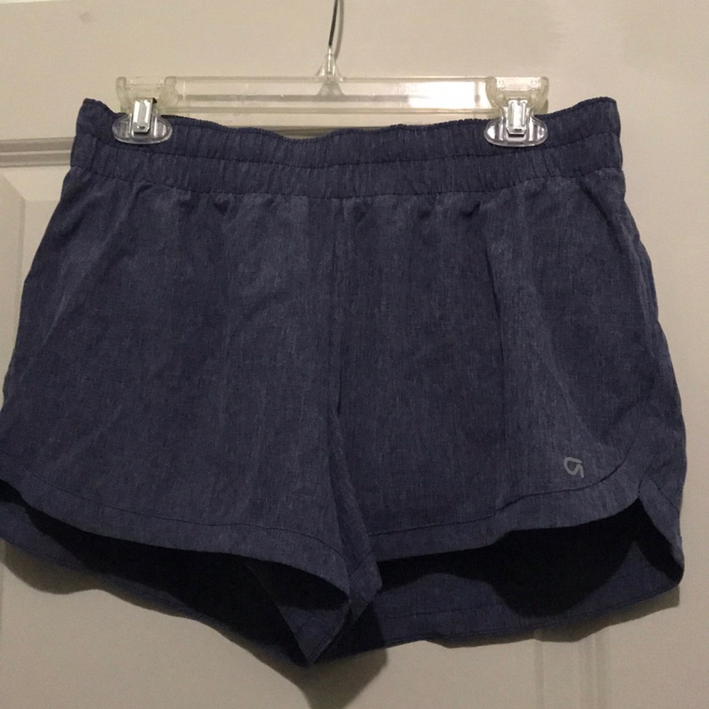 GAP Fit chambre athletic shorts, size M